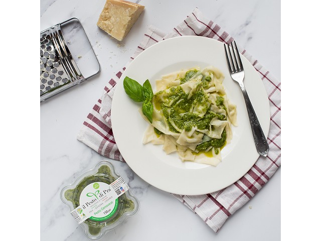 Mandilli de Saea al pesto