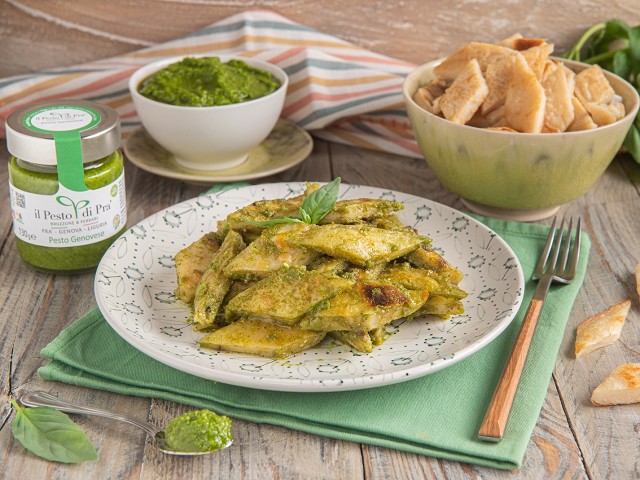 Testaroli al Pesto di Pra’