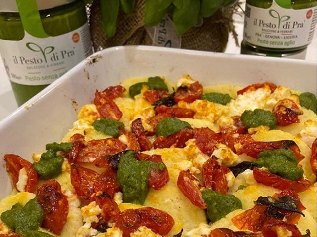 Gnocchi alla romana with cherry tomatoes and Pesto