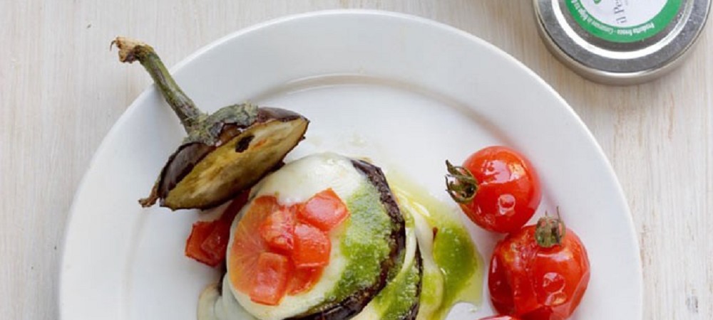 Aubergine towers with Pesto of Pra’, provola cheese and tomatoes