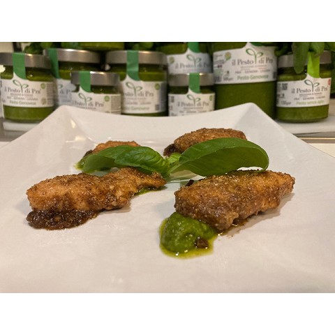 Salmone alle nocciole, arancia e il Pesto di Pra’