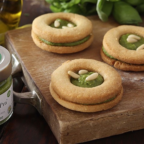 Occhi di bue al pesto di Pra’